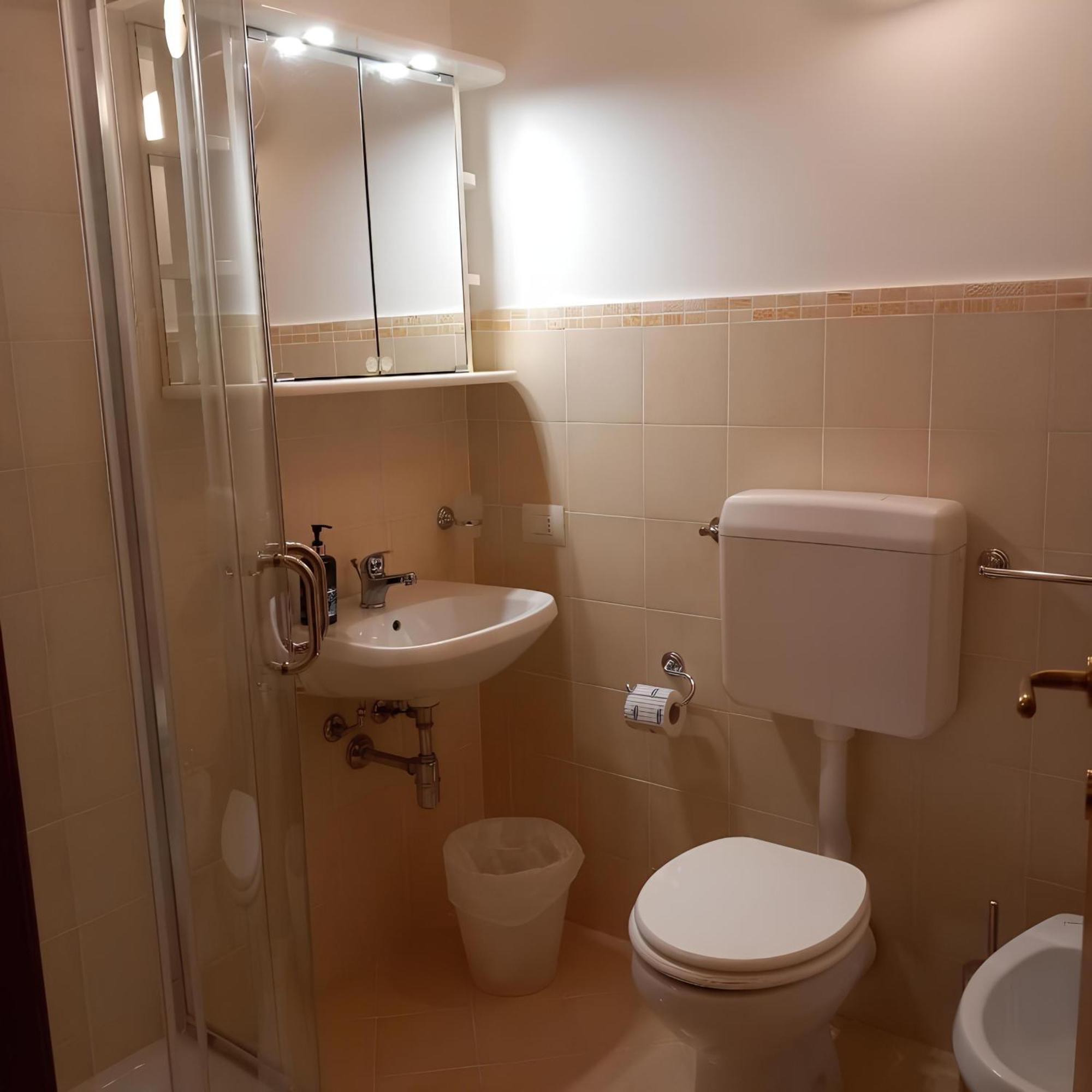 Narbone 42 Hotell Palermo Eksteriør bilde